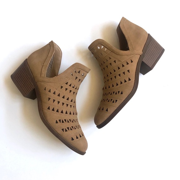 Fergalicious Shoes - Fergalicious laser cut Wrangle booties